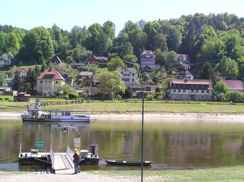 Hotel Saechsisches Haus Berggiesshübel Zewnętrze zdjęcie