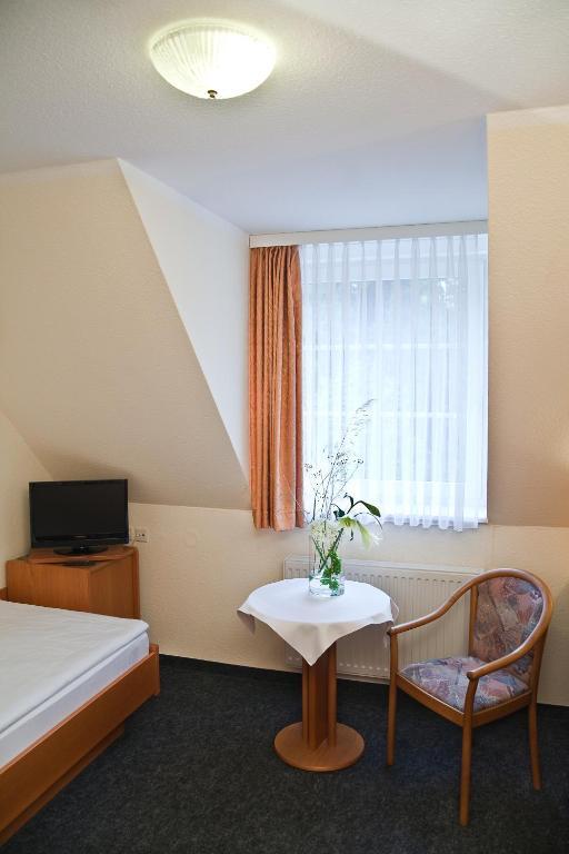 Hotel Saechsisches Haus Berggiesshübel Pokój zdjęcie