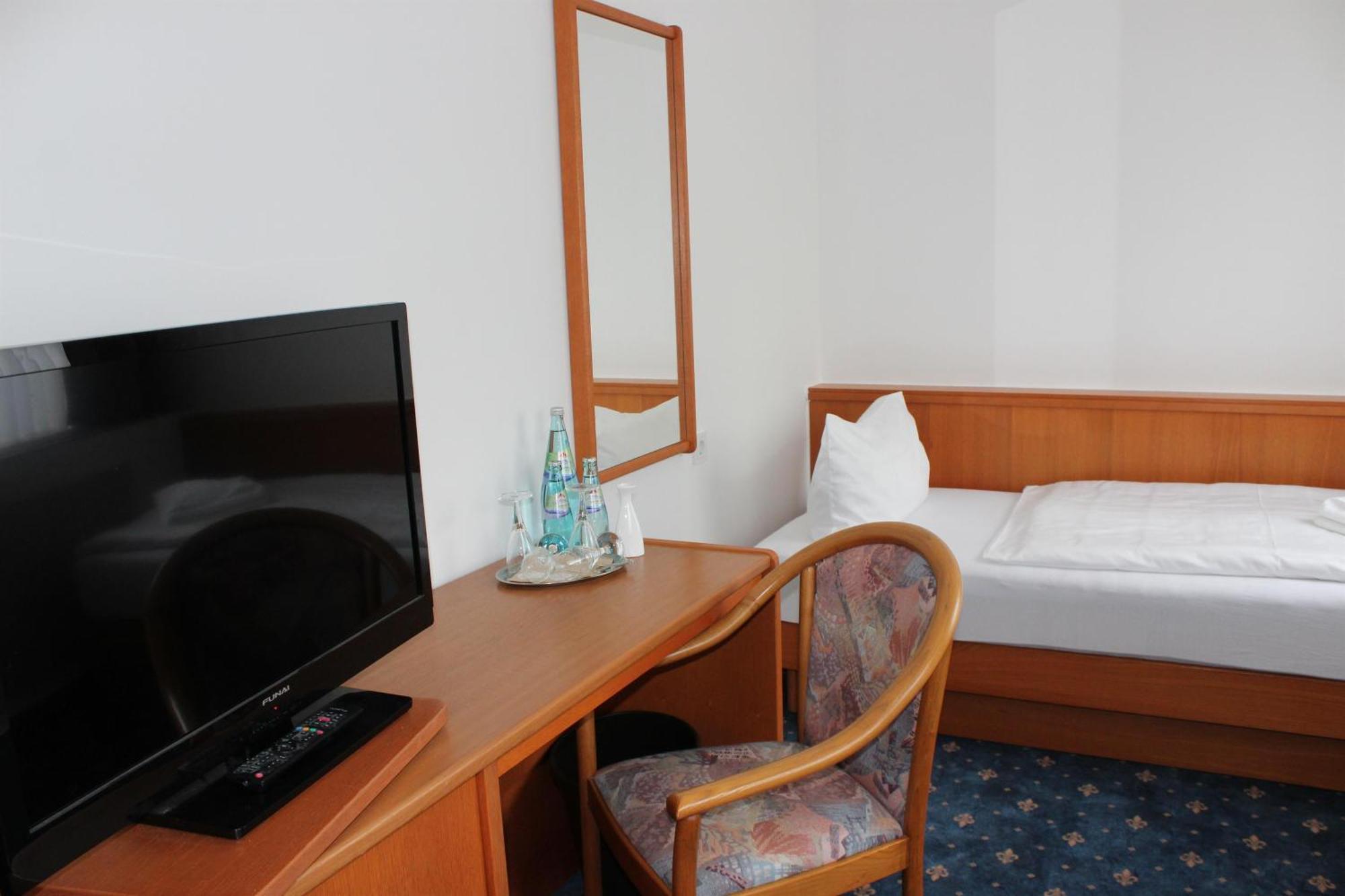 Hotel Saechsisches Haus Berggiesshübel Zewnętrze zdjęcie