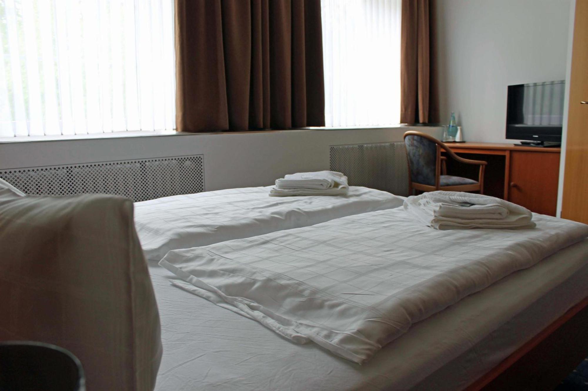Hotel Saechsisches Haus Berggiesshübel Zewnętrze zdjęcie